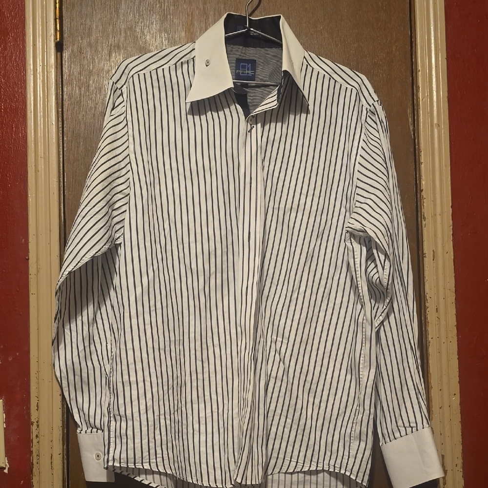 Men's Black and White Striped Casual Button Down Shirt